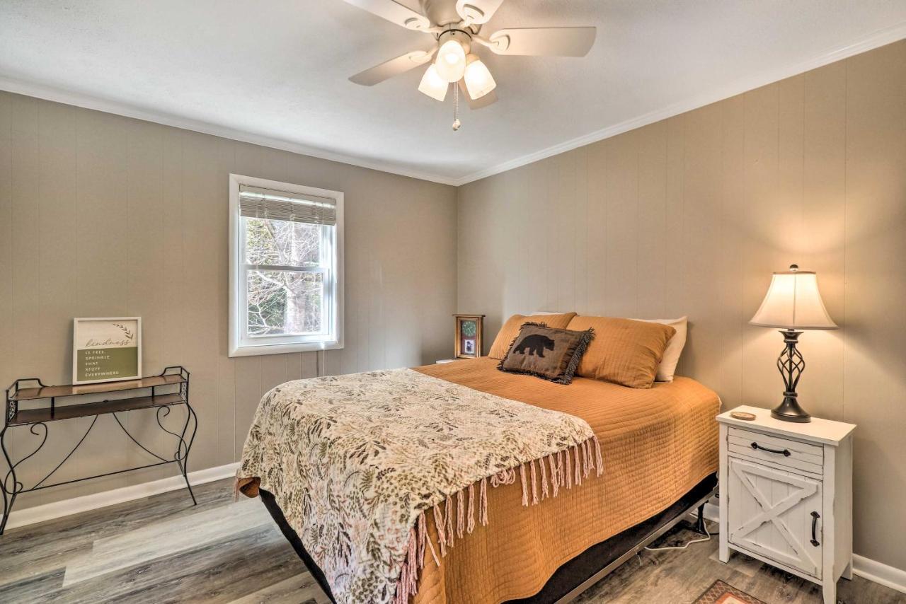 Welcoming Boone Getaway Near Hiking And Skiing! Luaran gambar